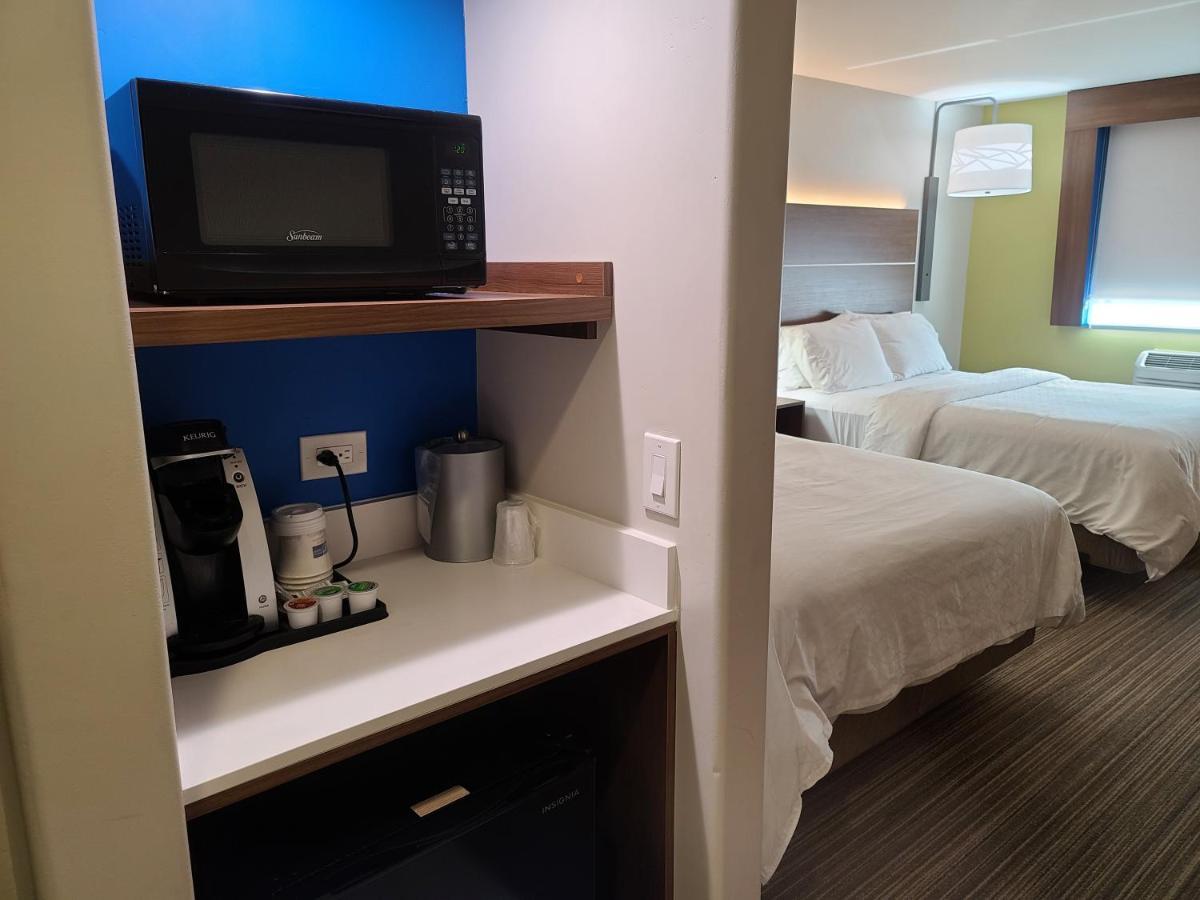 Holiday Inn Express Hotel & Suites Woodland Hills By Ihg Los Angeles Luaran gambar