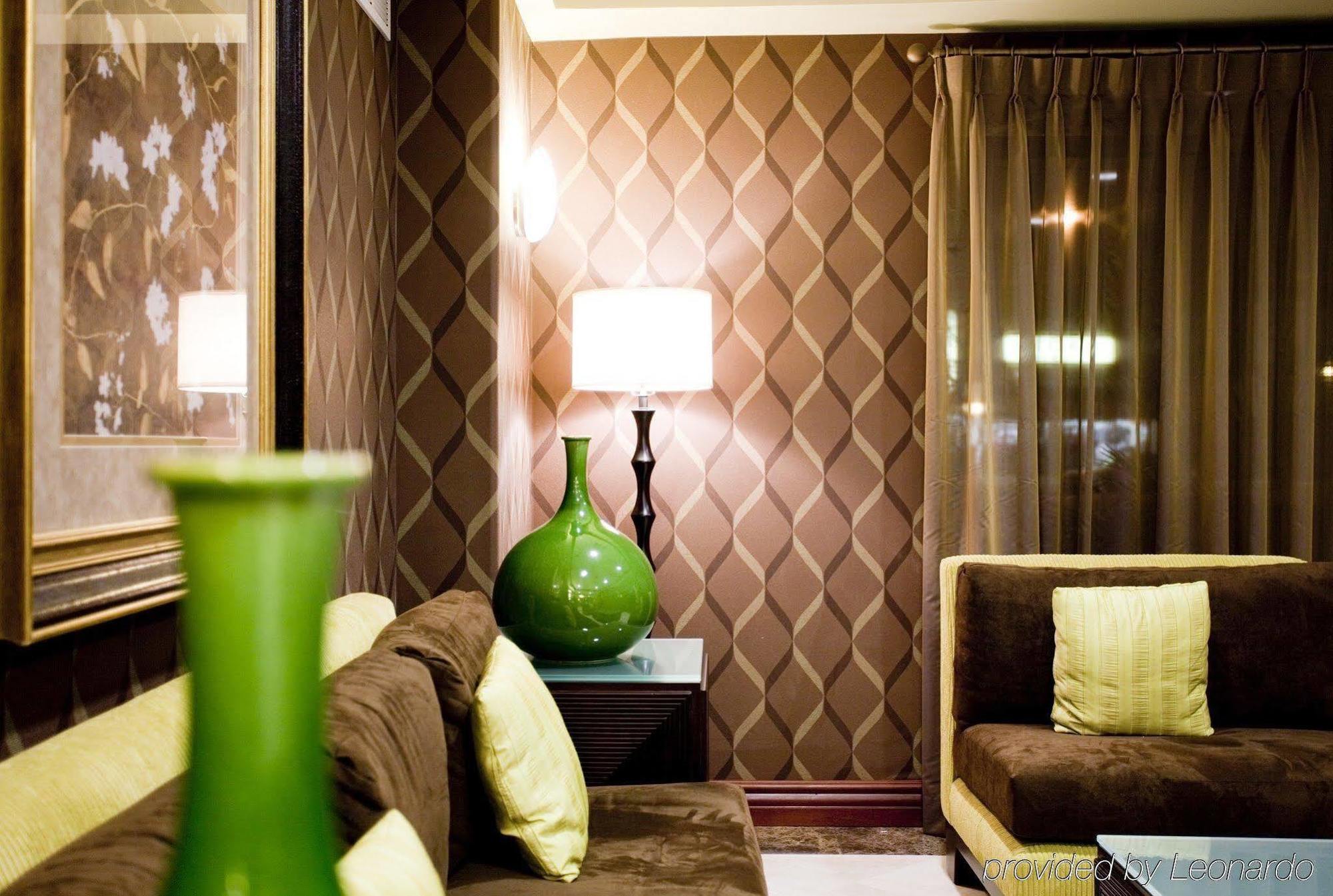 Holiday Inn Express Hotel & Suites Woodland Hills By Ihg Los Angeles Luaran gambar